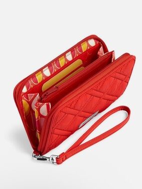 Vera Bradley RFID Grab and Go Quilted Wristlet in Canyon Sunset